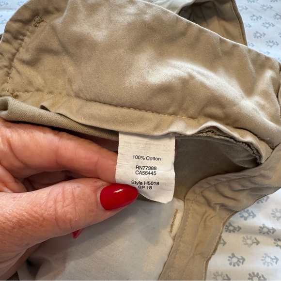 J. Crew Men’s Gramercy Tan Flat Front Size 35 Classic Style Shorts - Picture 7 of 7